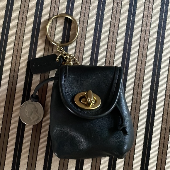 Vintage coach mini daypack key fob / keychain 7253 AIRPOD HOLDER - Picture 7 of 9